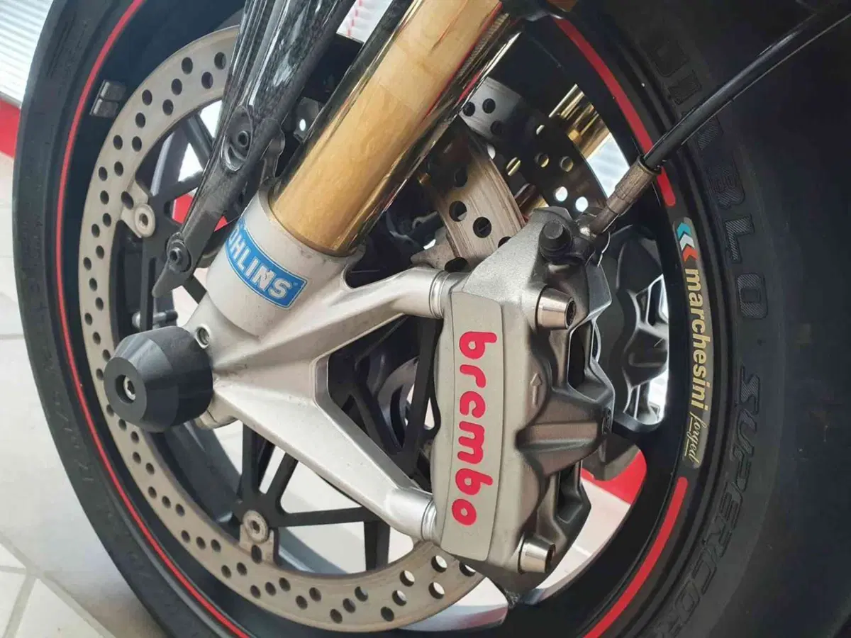 Ducati 1098 R (2007 - 11) (26)