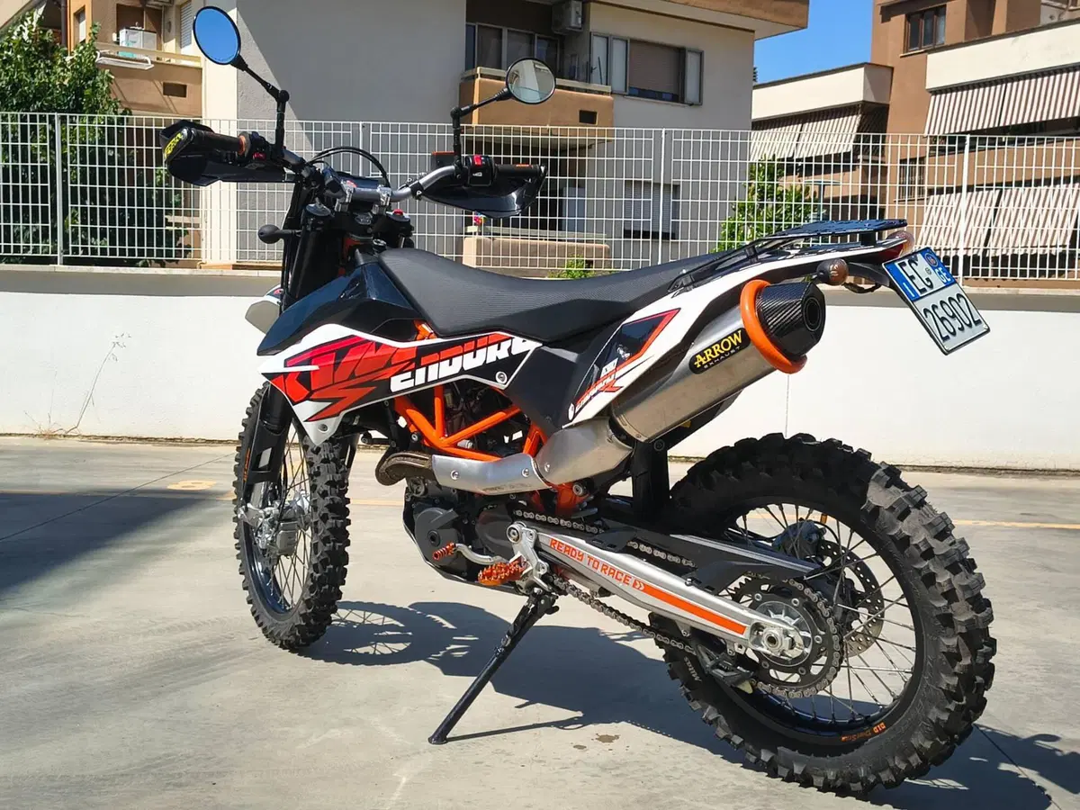 KTM 690 Enduro R (2012 - 17) (3)