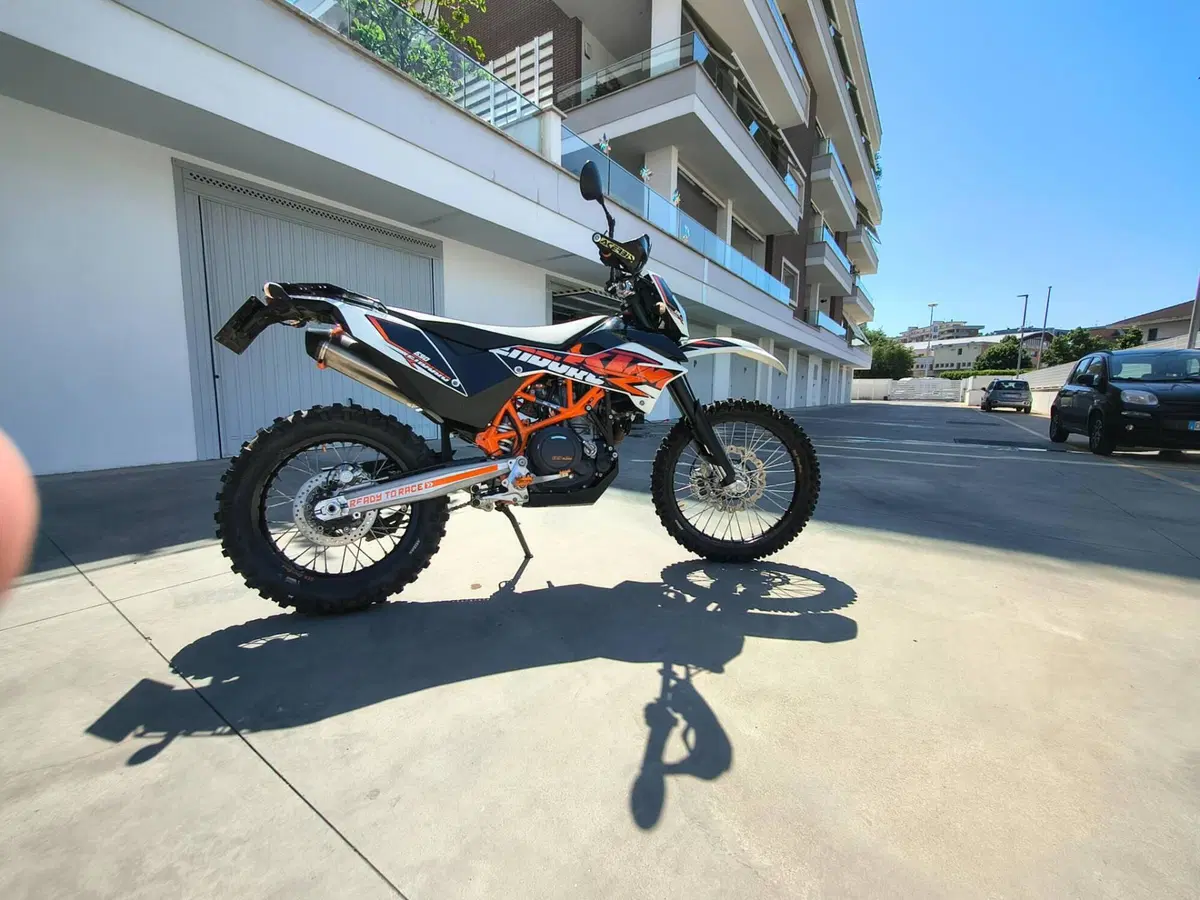 KTM 690 Enduro R (2012 - 17) (5)