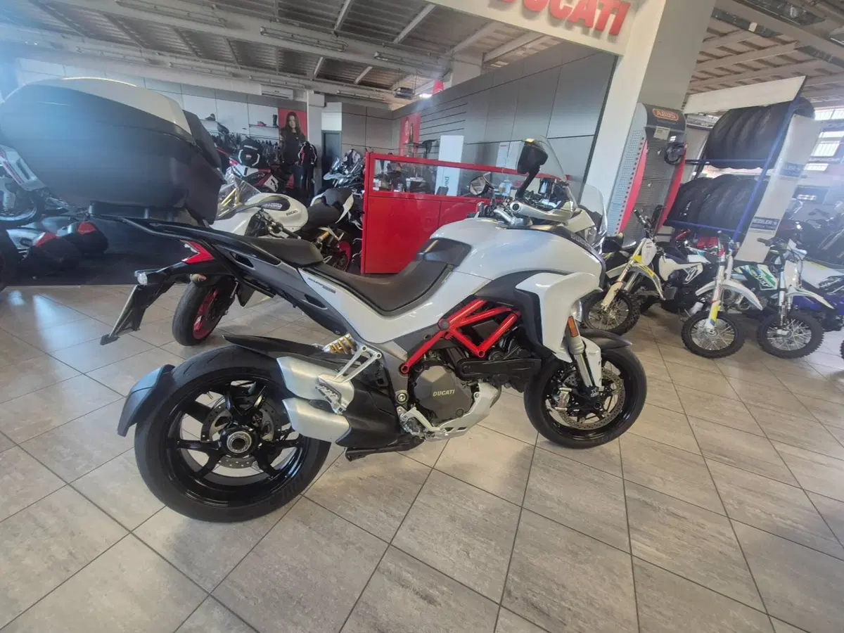 Ducati Multistrada 1200 S (2015 - 17) (3)