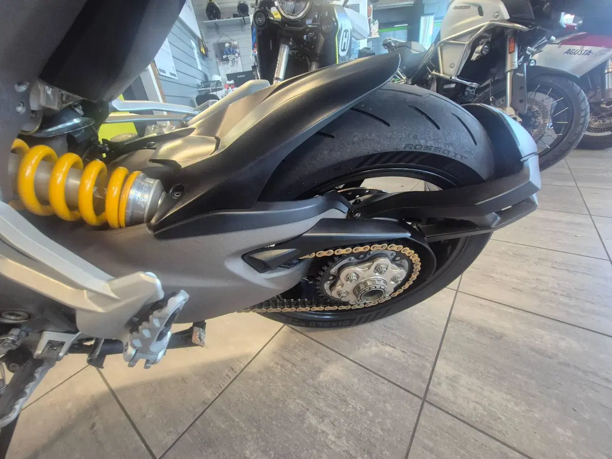 Ducati Multistrada 1200 S (2015 - 17) (5)