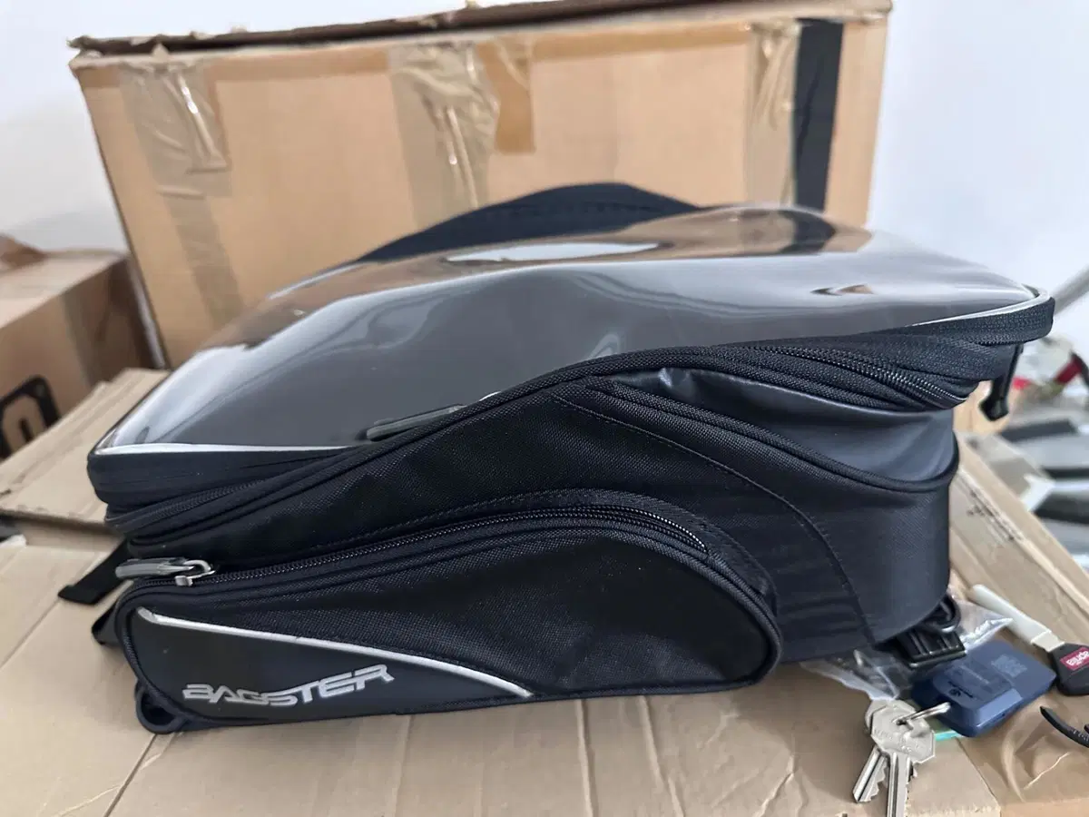 Bagster copri serbatoio + borsa Aprilia rsv4/tuono (7)