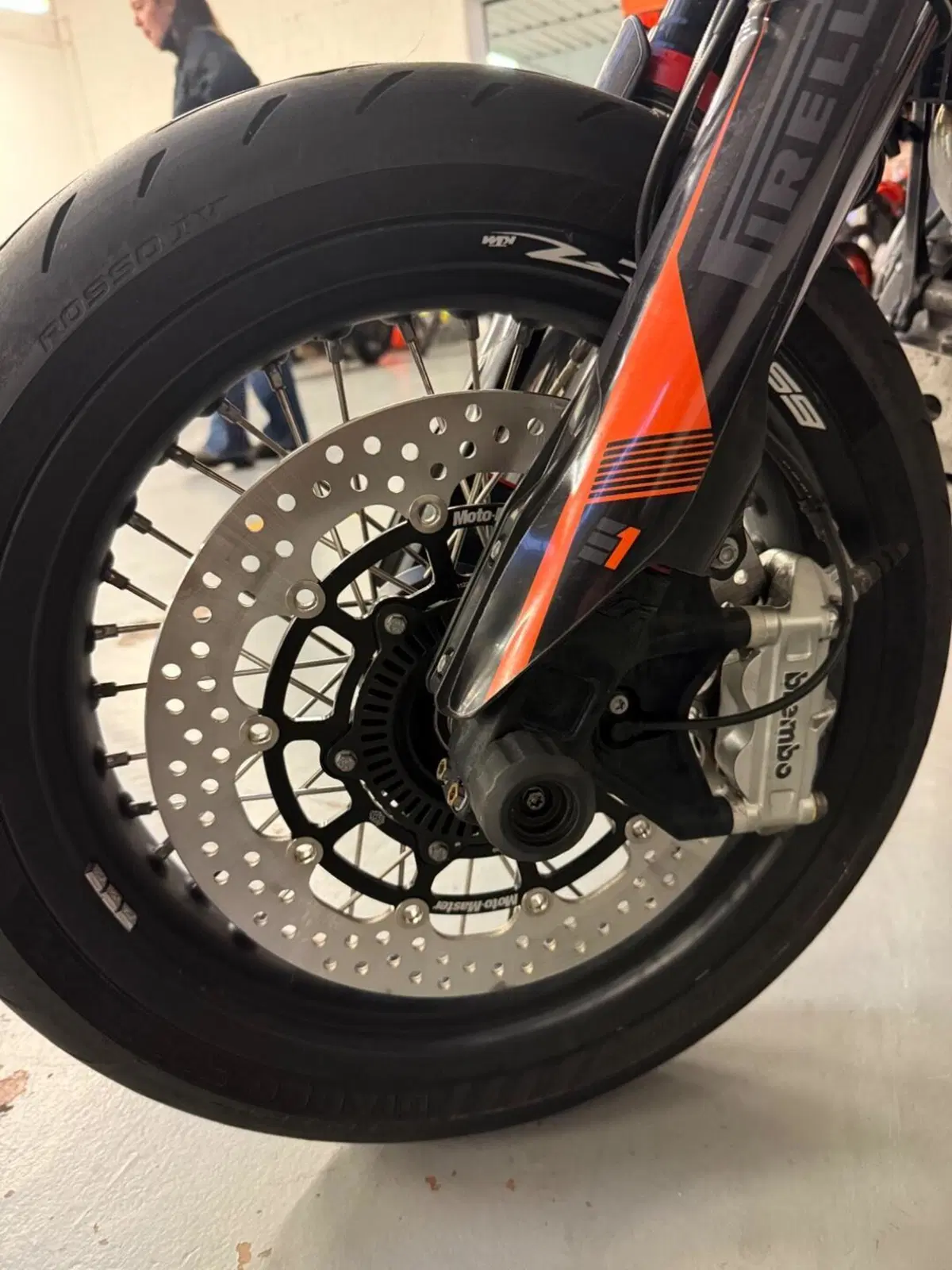 KTM 690 SMC R (2019 - 20) (7)