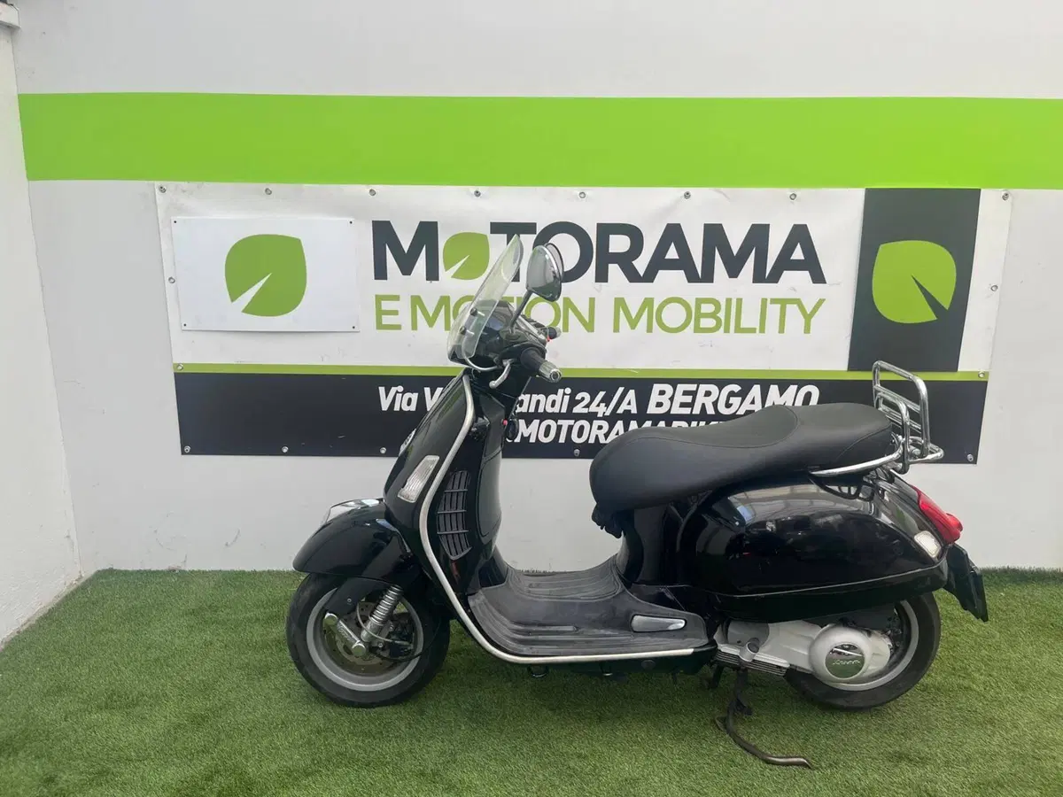 Vespa GTS 250 i.e. (3)