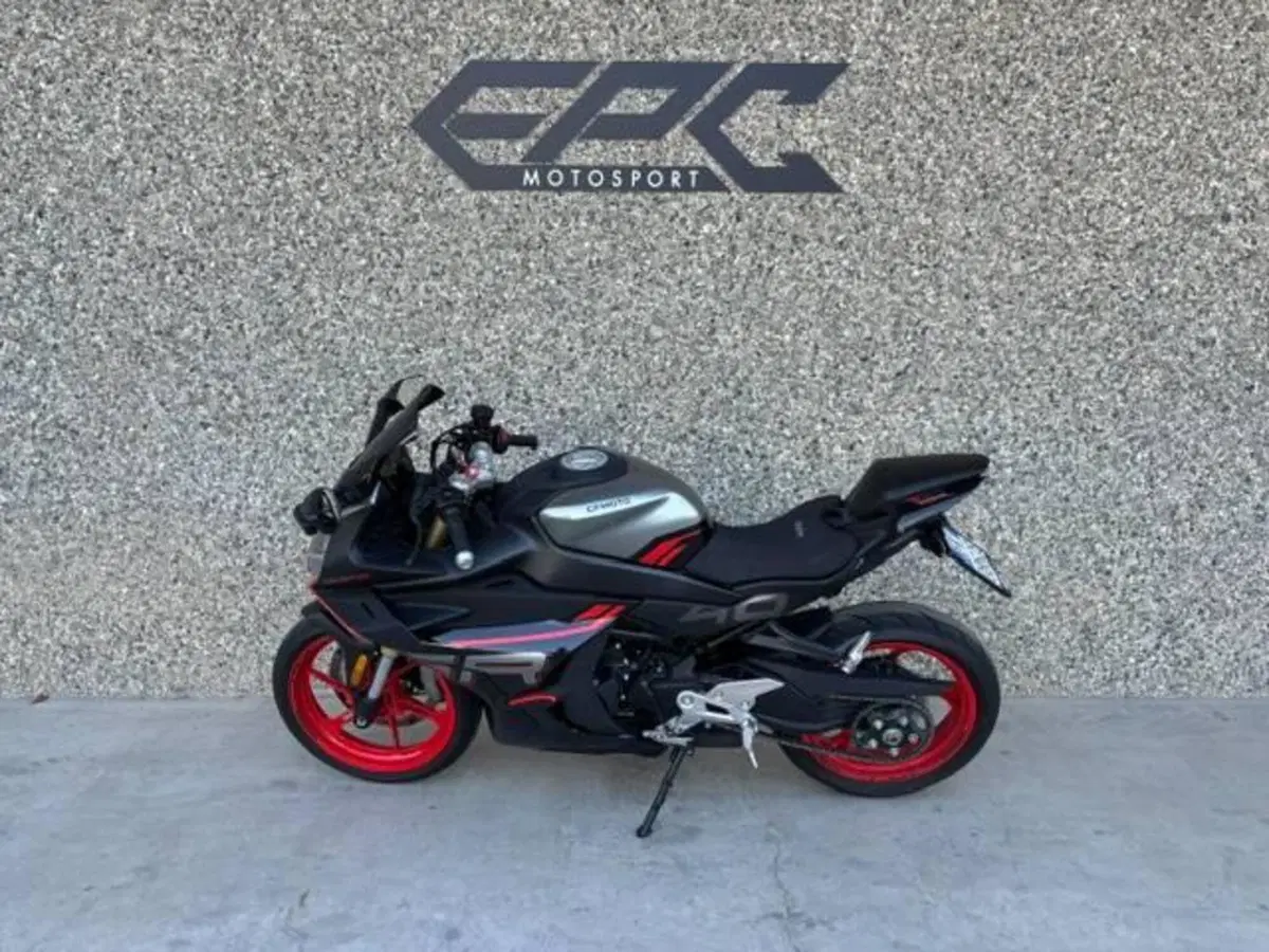 CFMOTO 450SR-S (2024 - 26) (2)