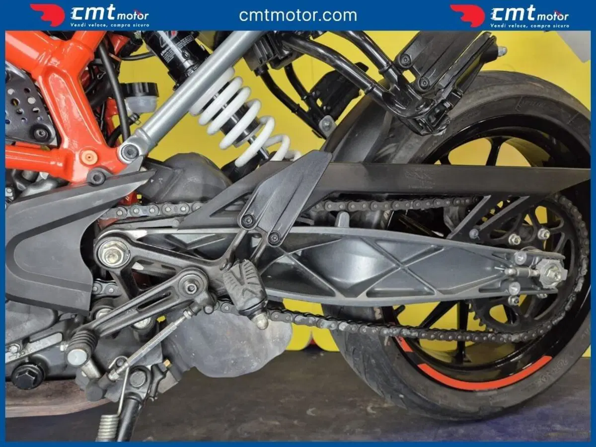 KTM 125 Duke (2021 - 23) (8)