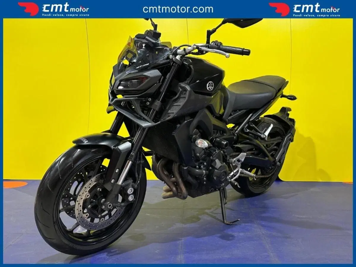 Yamaha MT-09 (2017 - 20) (2)
