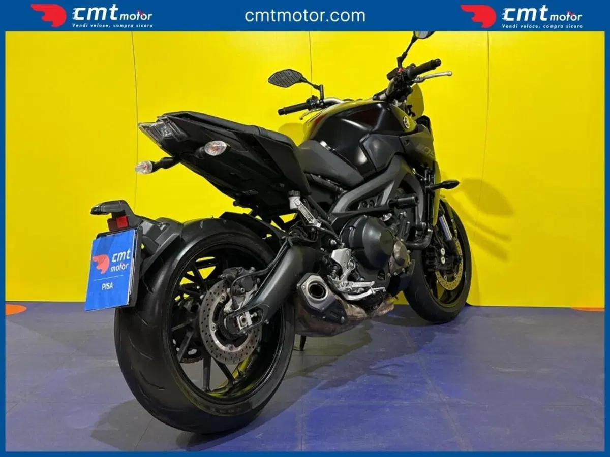 Yamaha MT-09 (2017 - 20) (4)