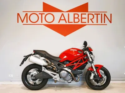 Ducati Monster 696 Plus (2007 - 14) usata
