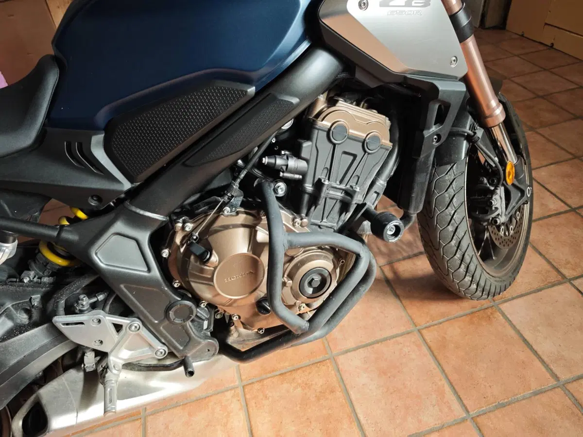 Honda CB 650 R (2019 - 20) (5)
