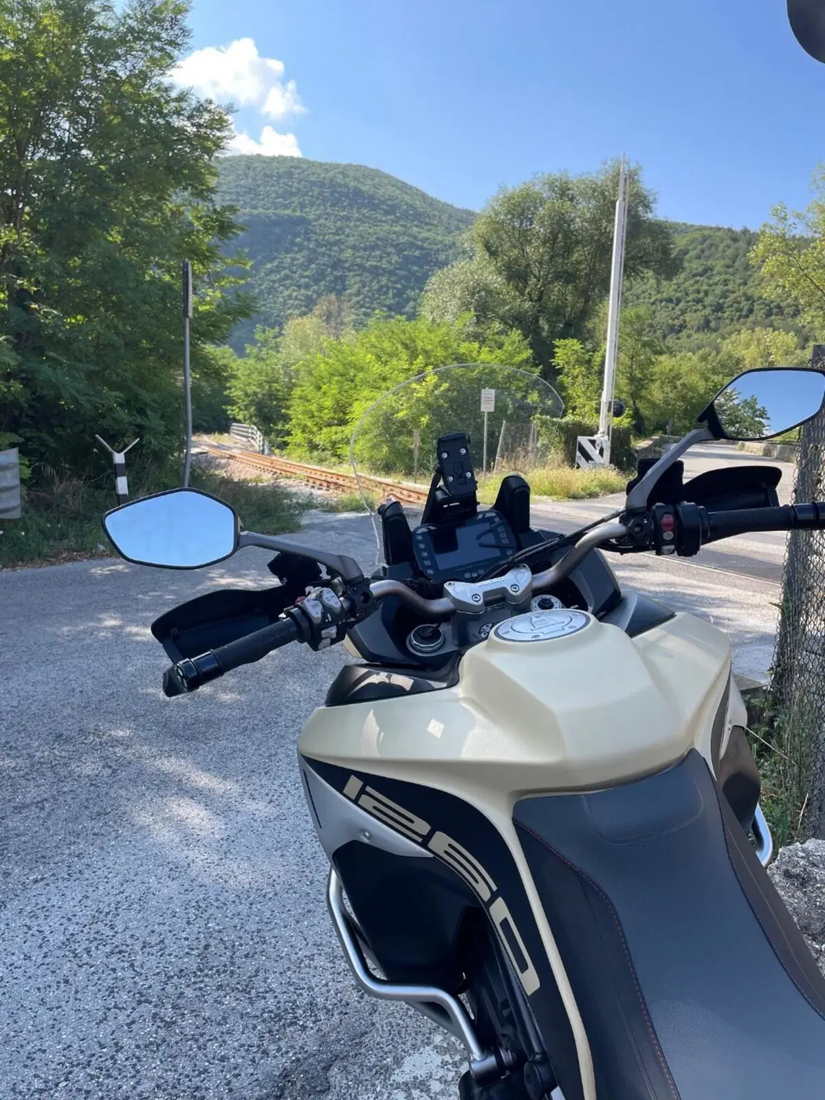 Ducati Multistrada 1260 Enduro (2019 - 21) (4)