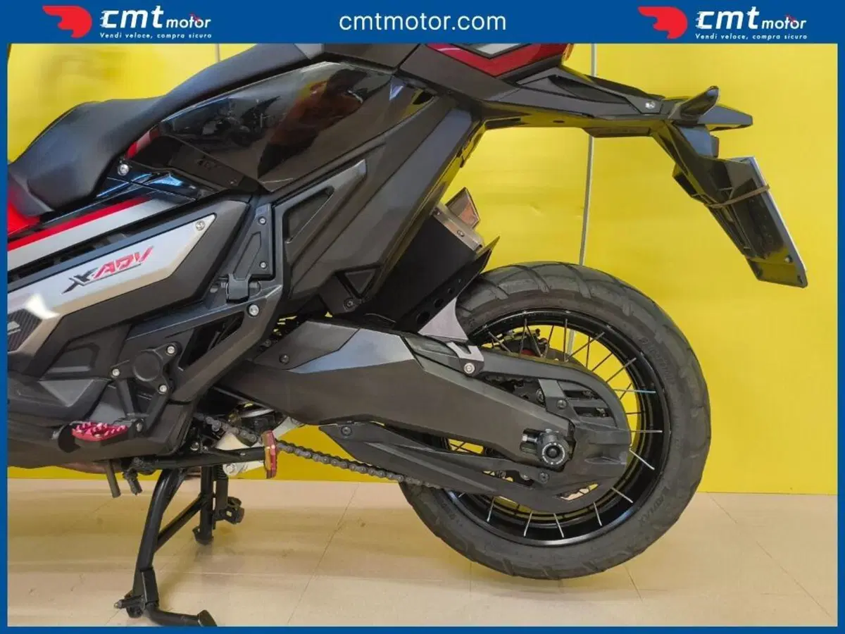 Honda X-ADV 750 (2018 - 20) (11)