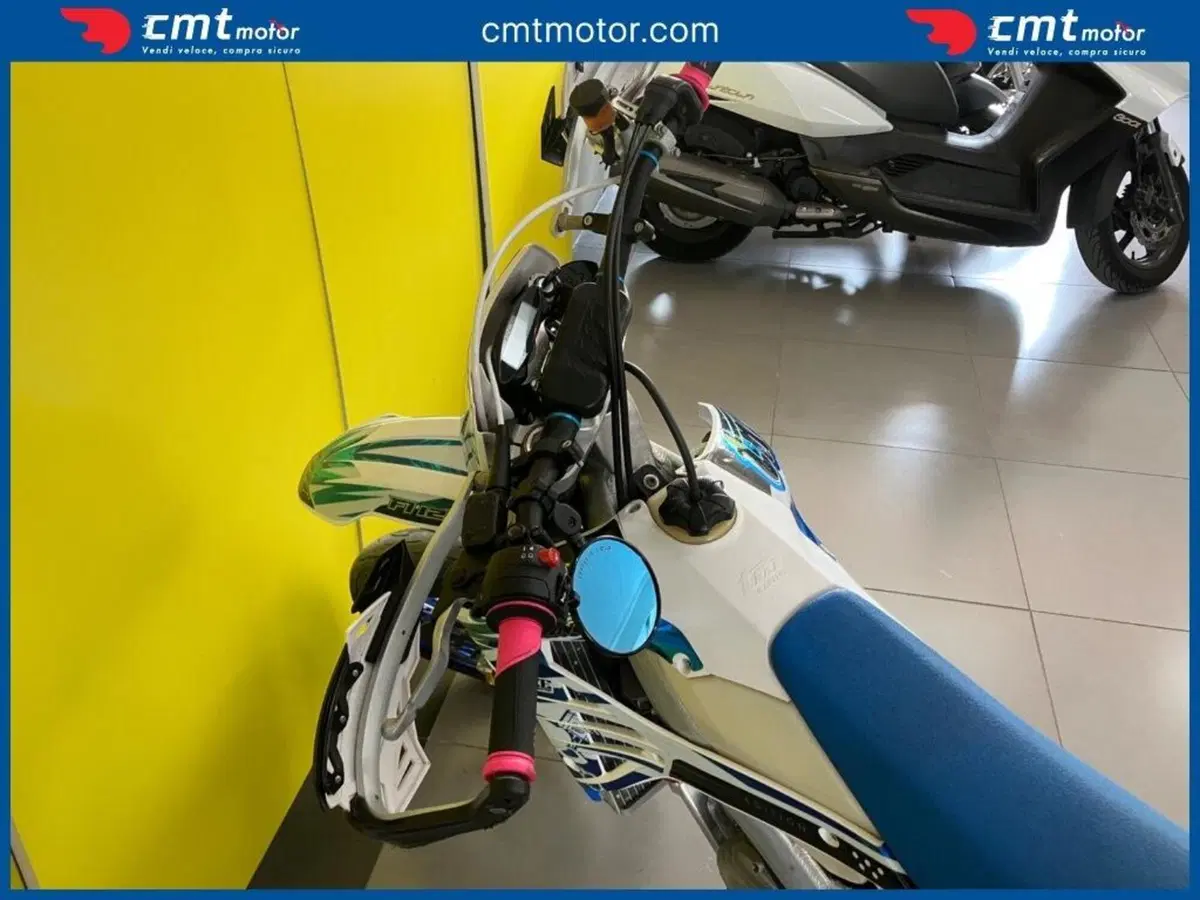 Tm Moto SMR 125 Fi 2T (2023) (6)