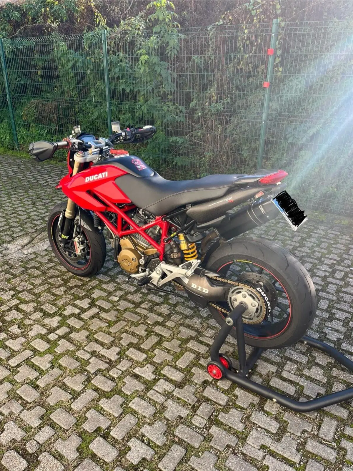 Ducati Hypermotard 1100 S (2007 - 09) (2)