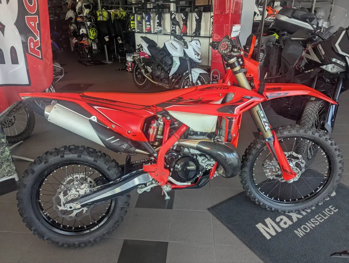 Betamotor RR X-PRO 300 2T Enduro (2026) (4)