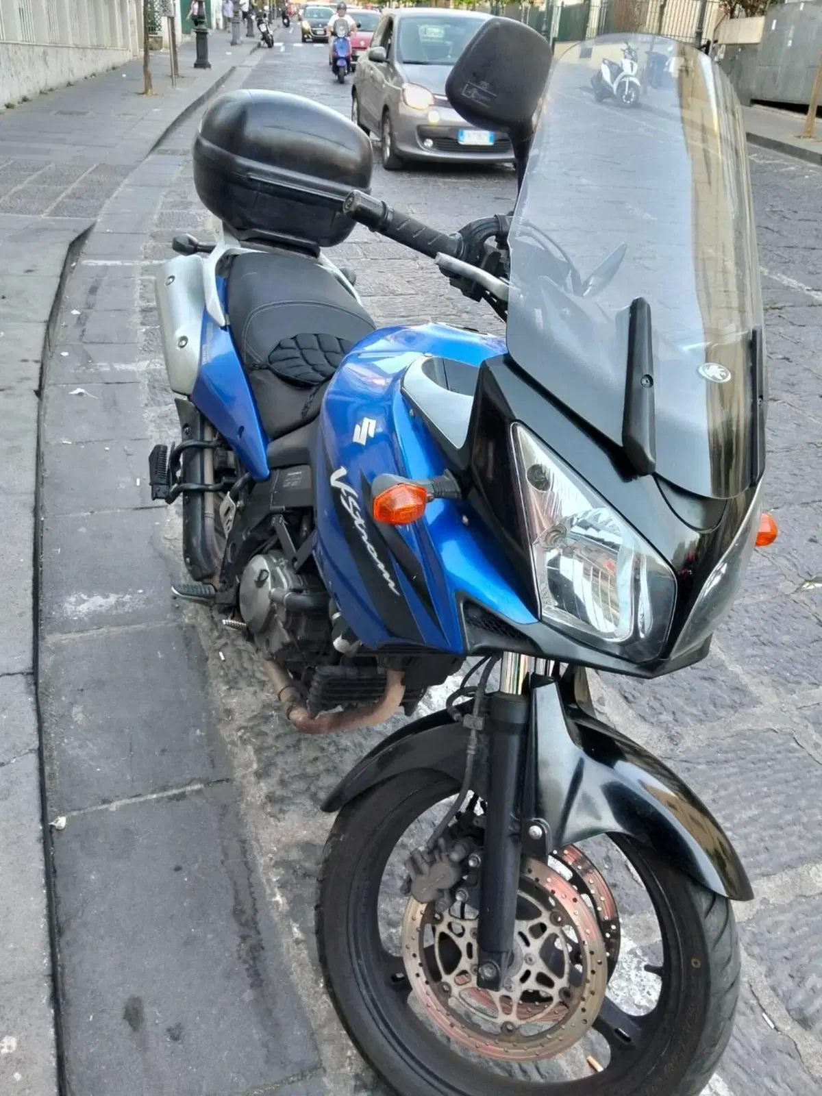 Suzuki V-Strom 650DL (2006 - 07) (2)