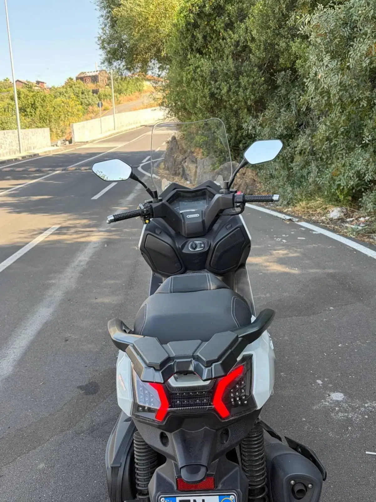 Sym Maxsym 400 GT (2024 - 26) (2)