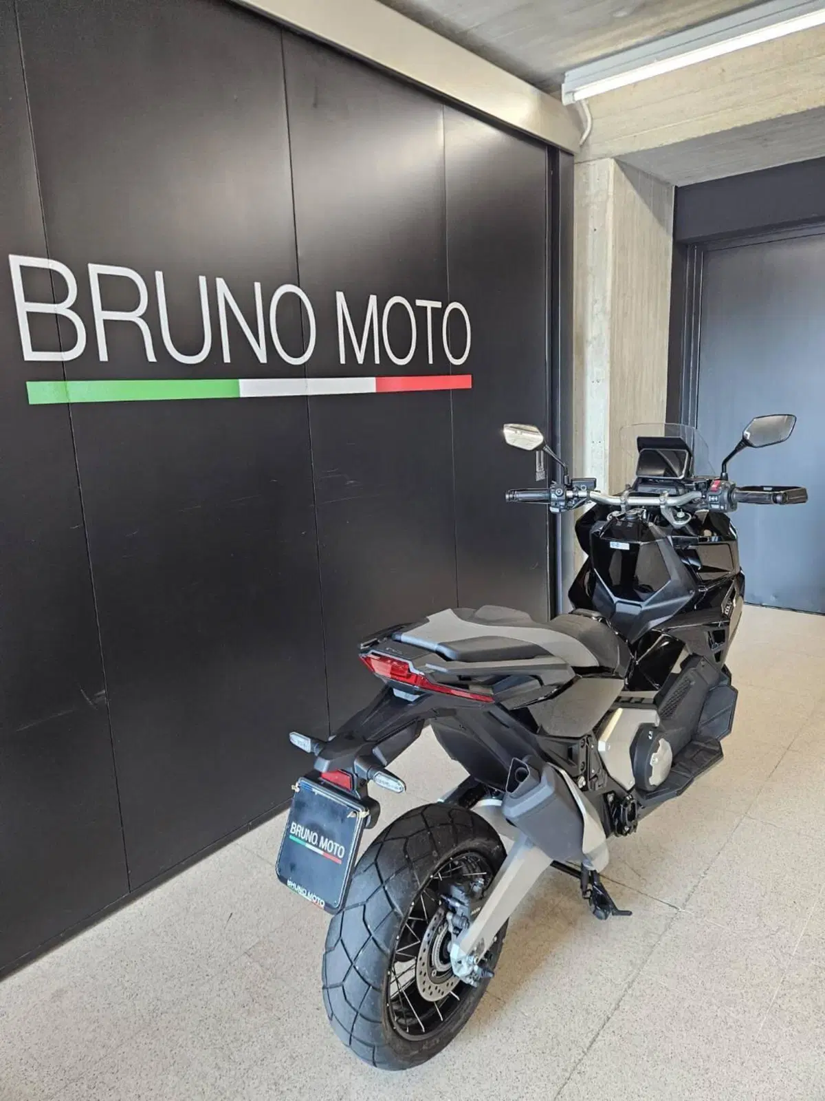 Honda X-ADV 750 (2025 - 26) (2)