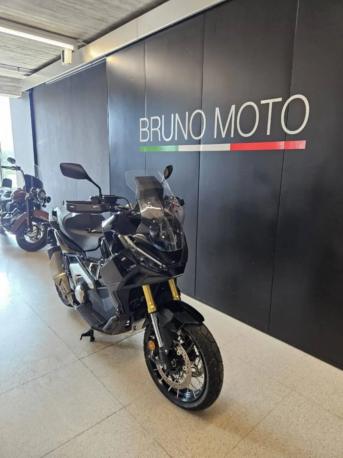 Honda X-ADV 750 (2025 - 26) (3)