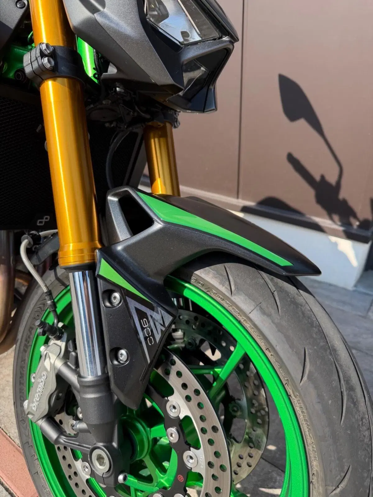 Kawasaki Z 900 SE (2025 - 26) (7)
