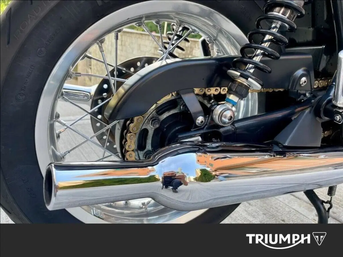 Triumph Bonneville T120 (2021 - 25) (8)