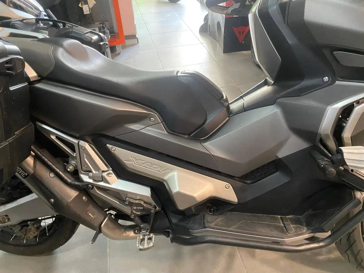 Honda X-ADV 750 (2017) (5)