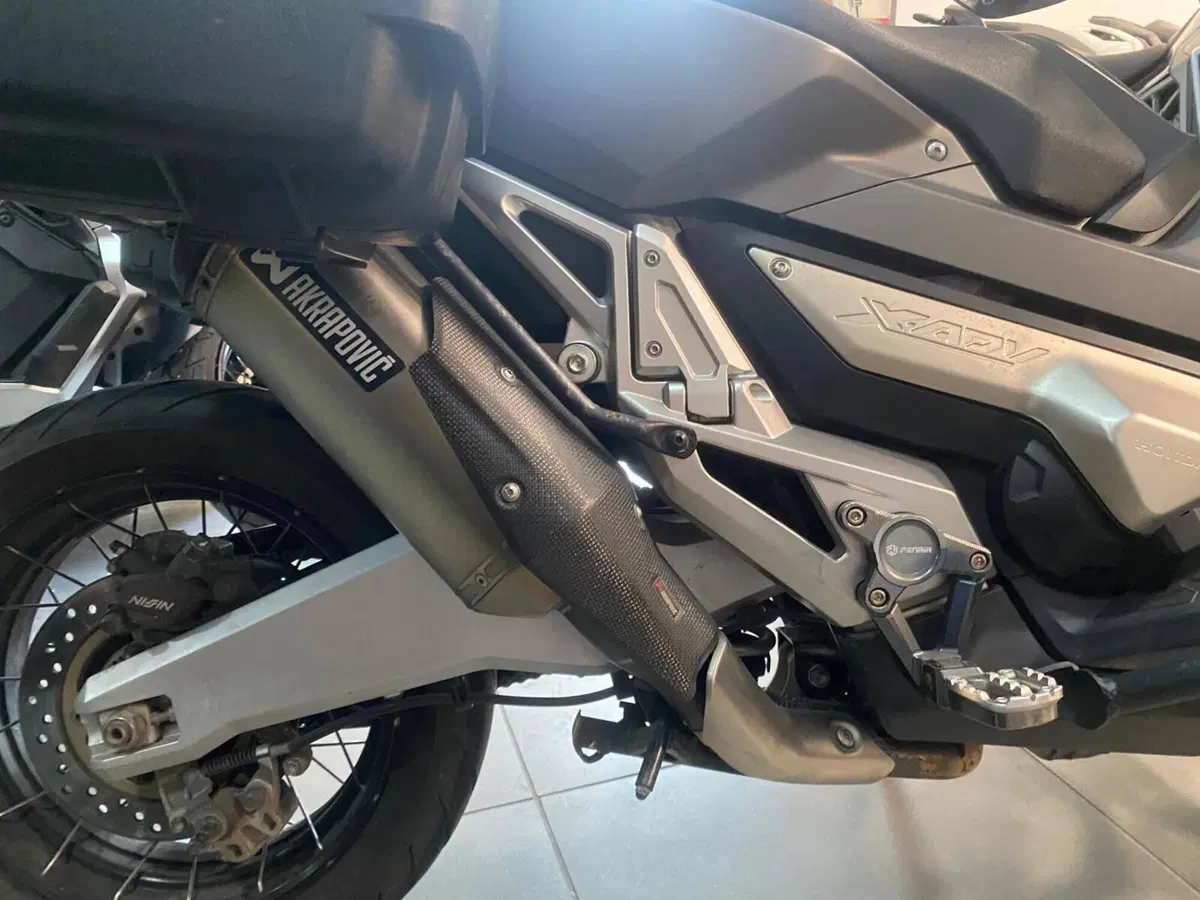 Honda X-ADV 750 (2017) (6)