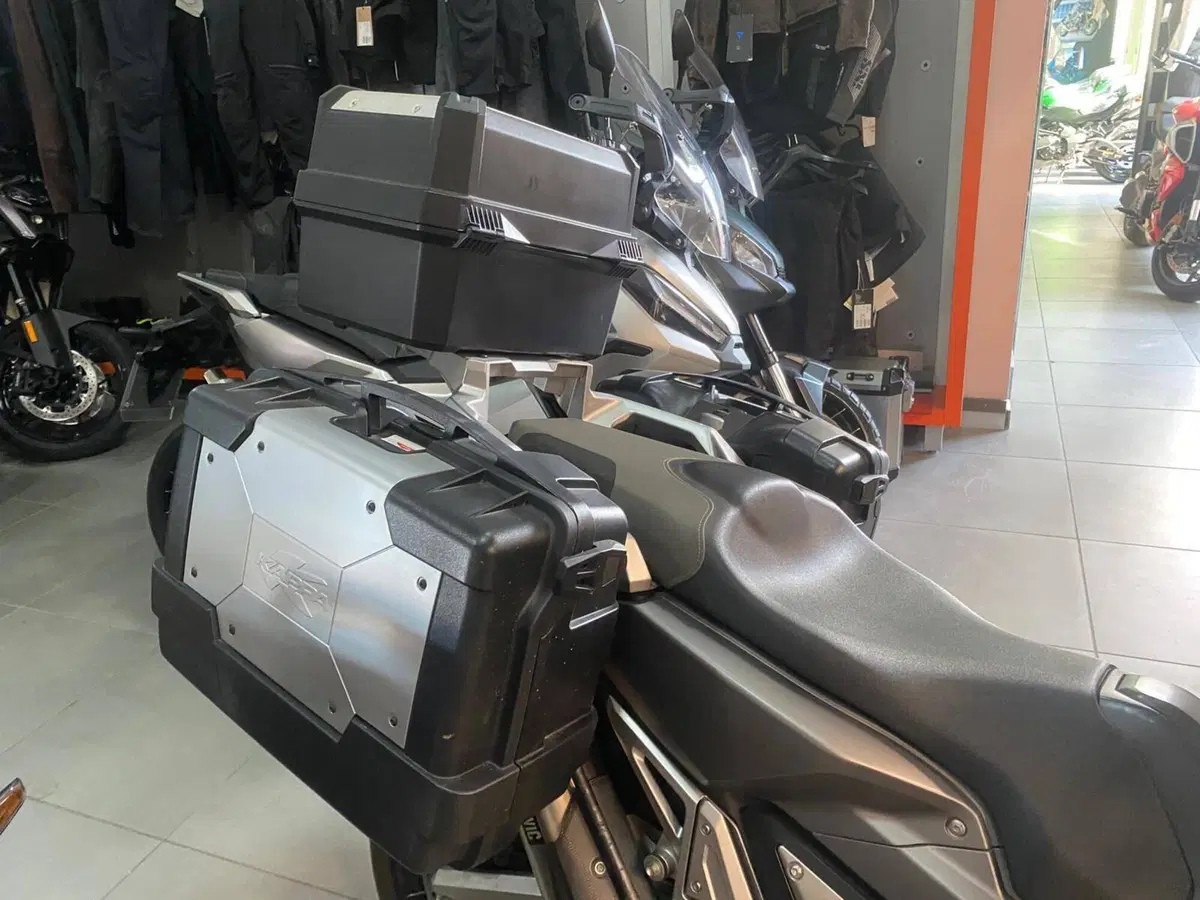 Honda X-ADV 750 (2017) (7)