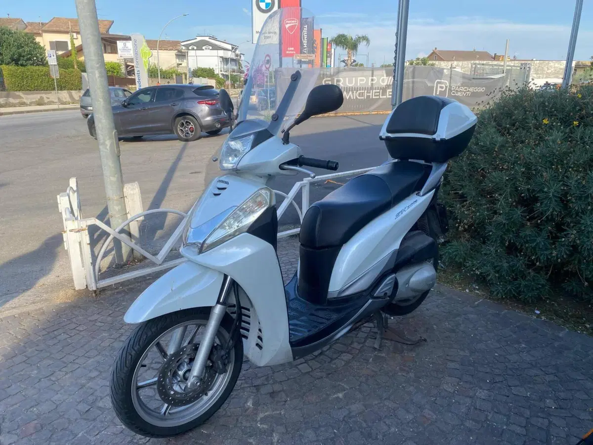Honda SH 300 i (2011 - 14) (4)