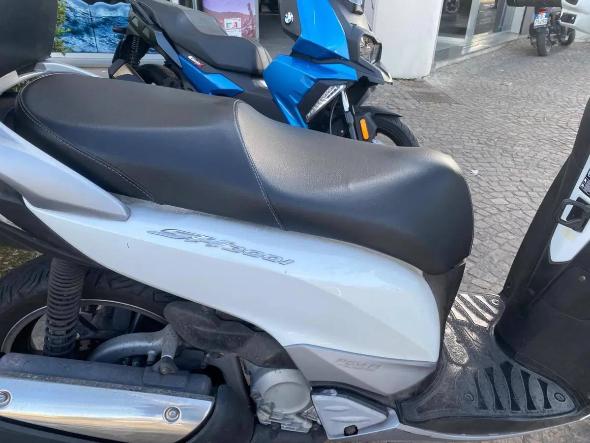 Honda SH 300 i (2011 - 14) (6)