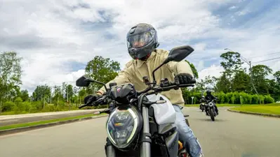 Sena presenta l'interfono ultrasottile: Spider X Slim