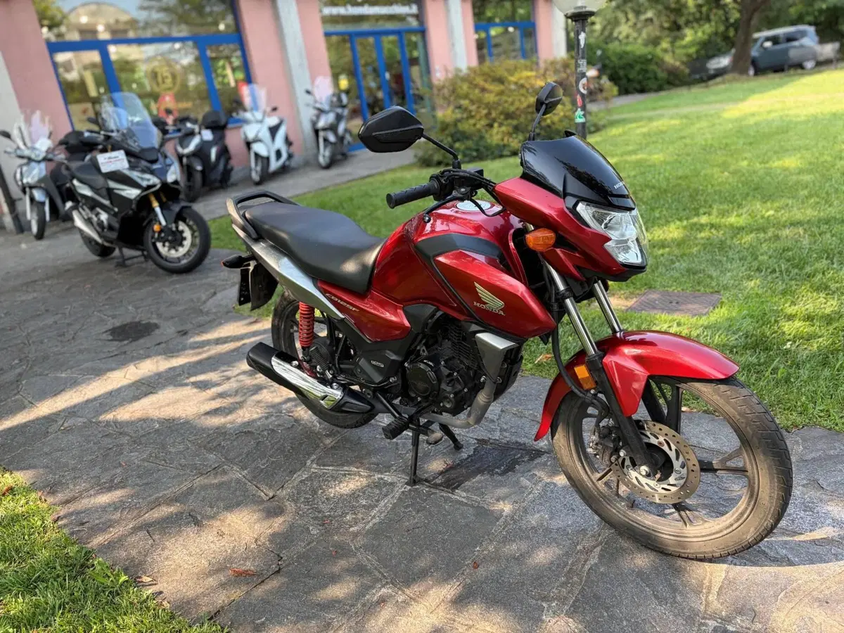 Honda CB 125 F (2021 - 25) (4)