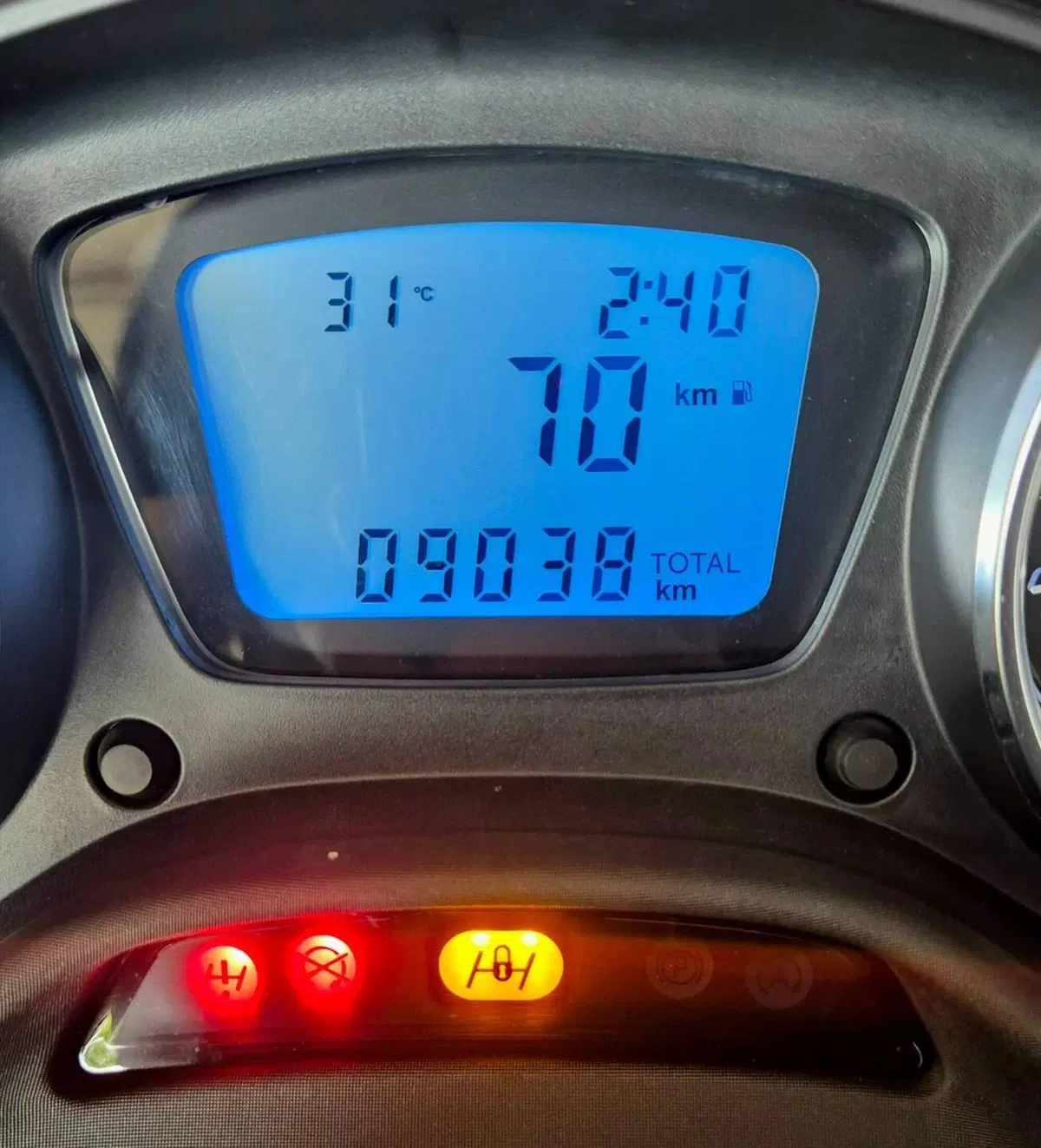 Piaggio Mp3 300 ie Business LT (2017 - 18) (6)