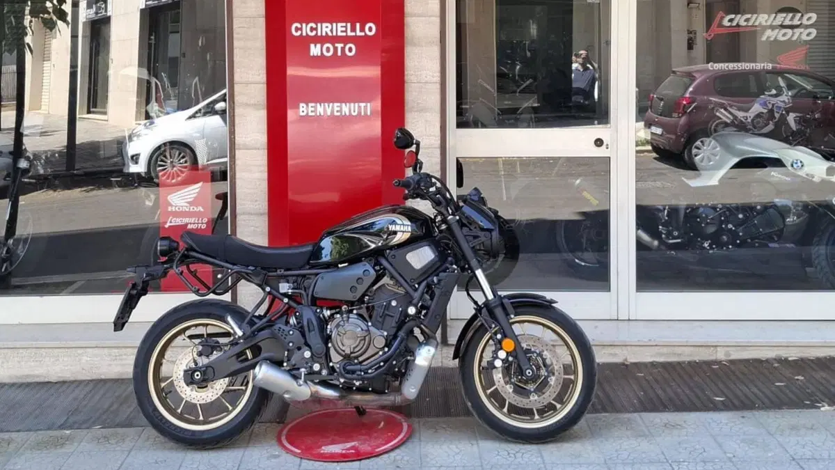 Yamaha XSR 700 (2022 - 26)