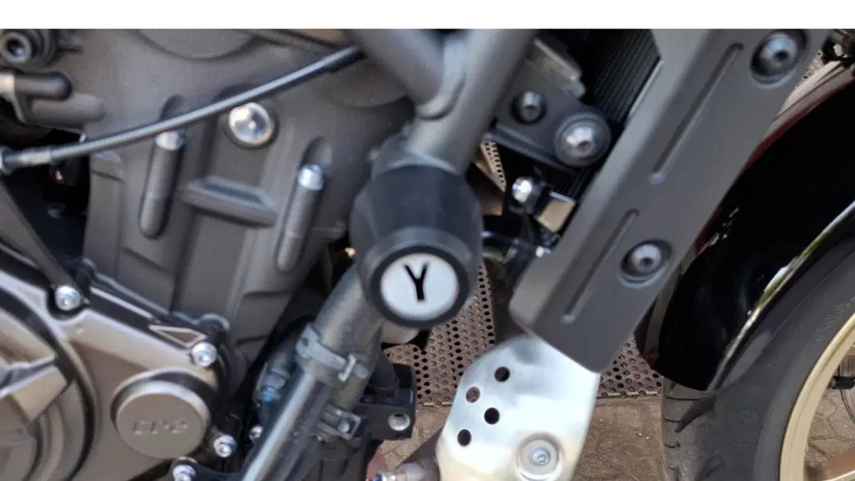 Yamaha XSR 700 (2022 - 26) (4)