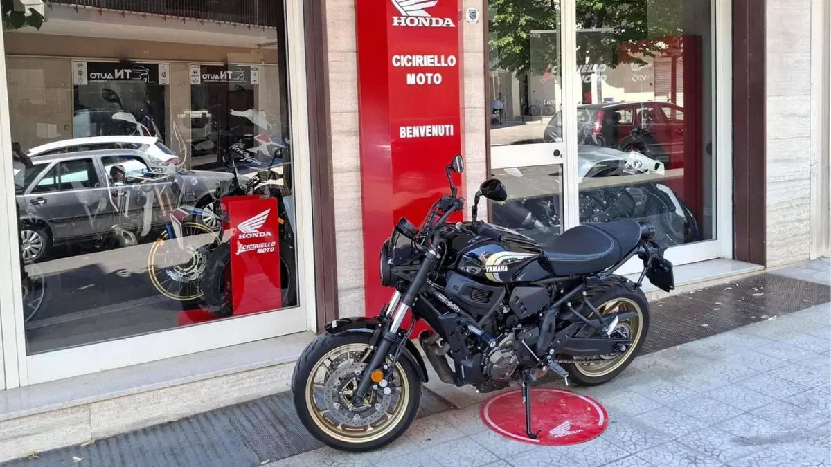 Yamaha XSR 700 (2022 - 26) (6)