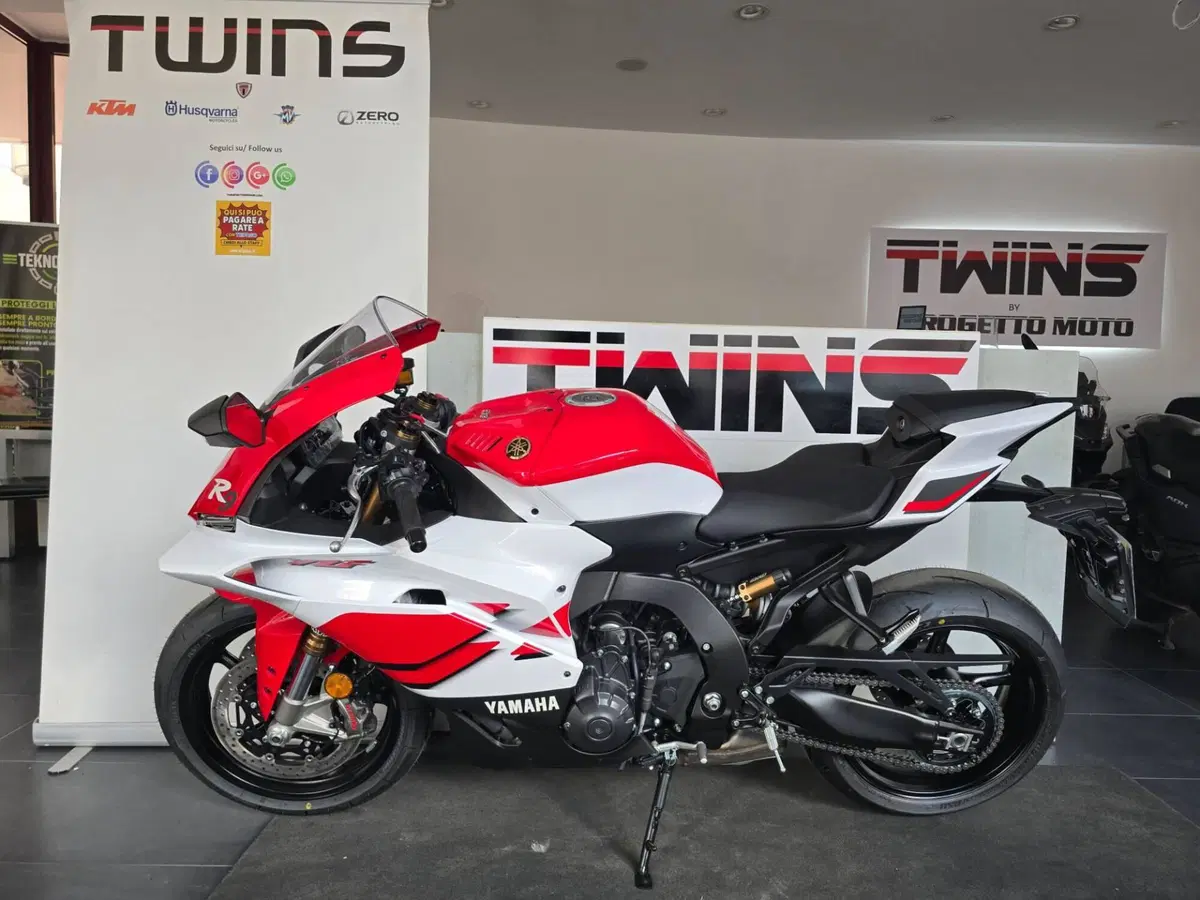 Yamaha YZF R9 70th (2026) (5)