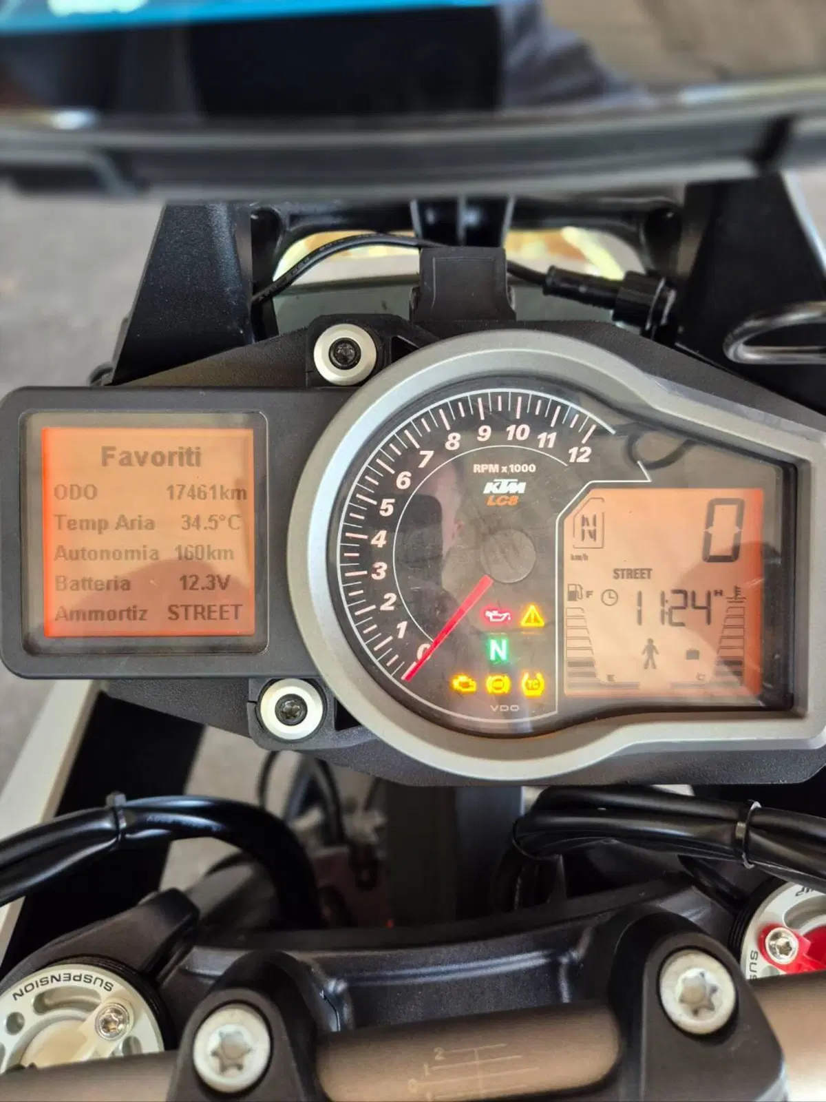 KTM 1290 Super Duke GT ABS (2016 - 18) (4)