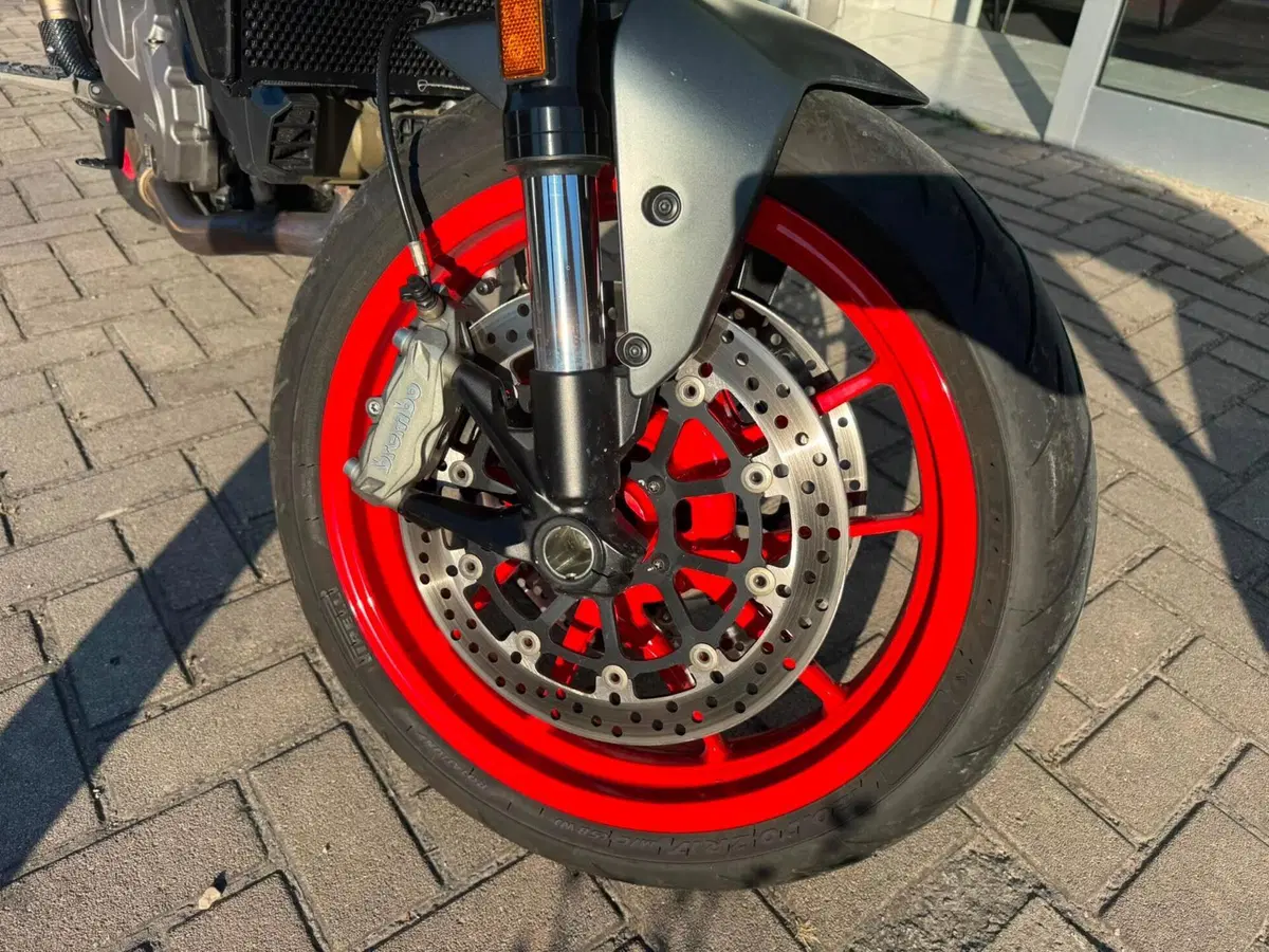 Ducati Monster 937 + (2021 - 25) (8)