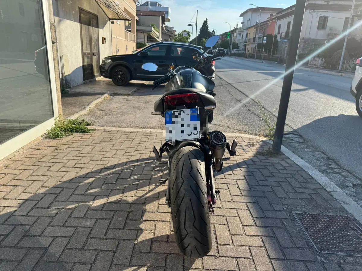 Ducati Monster 937 + (2021 - 25) (6)