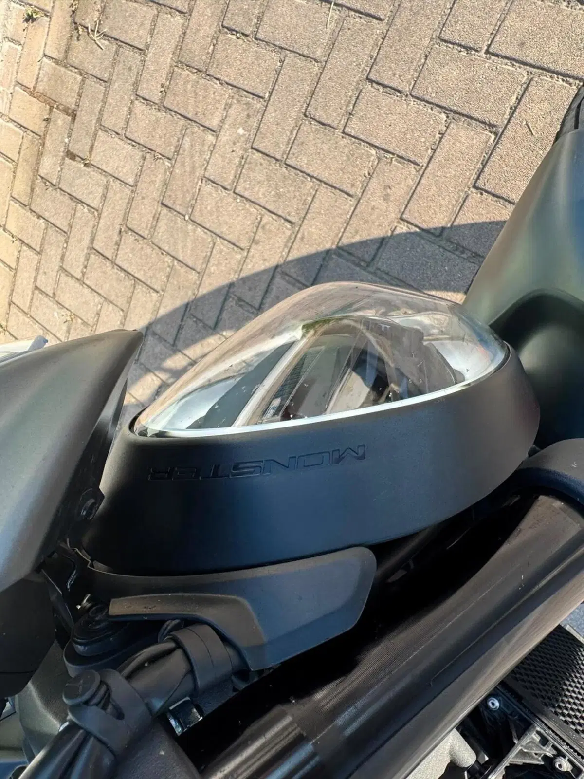 Ducati Monster 937 + (2021 - 25) (14)