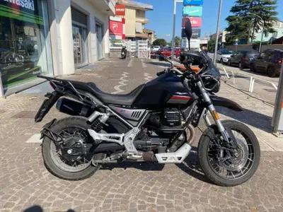 Moto Guzzi V85 TT (2021 - 23) usata
