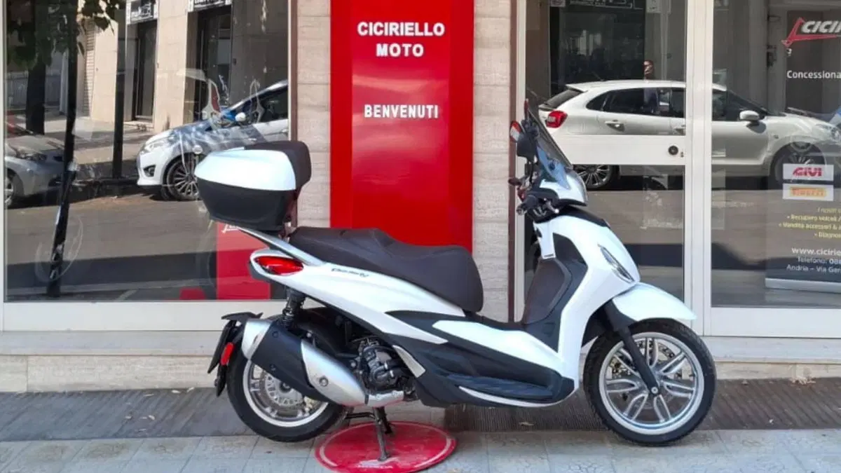 Piaggio Beverly 300 Hpe (2021)
