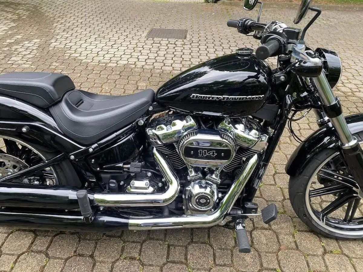 Harley-Davidson Breakout (2021 - 22)