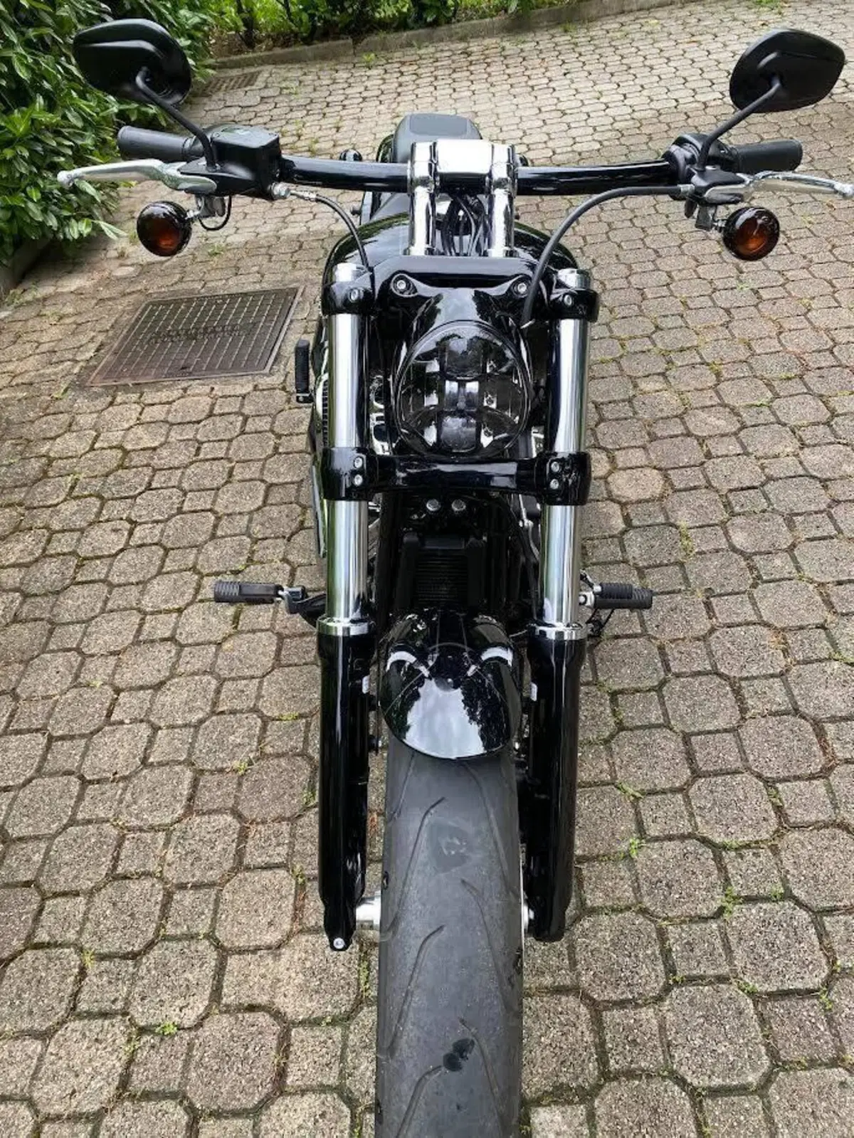 Harley-Davidson Breakout (2021 - 22) (3)