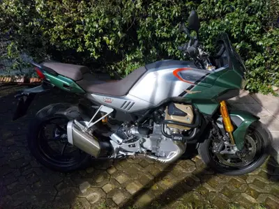 Moto Guzzi V100 Mandello S (2022 - 24) usata
