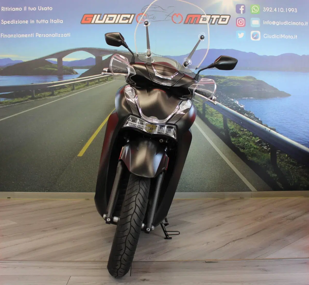 Honda SH 350 (2021 - 24) (2)