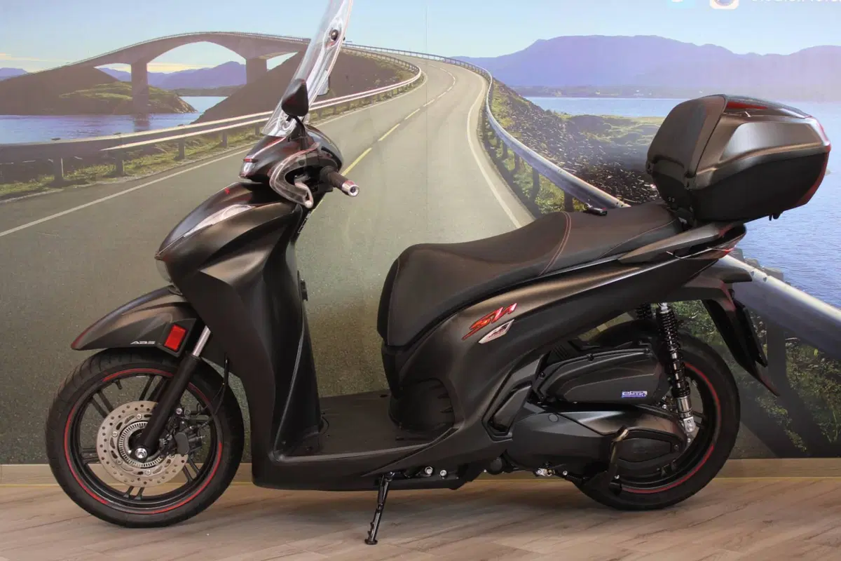 Honda SH 350 (2021 - 24) (7)