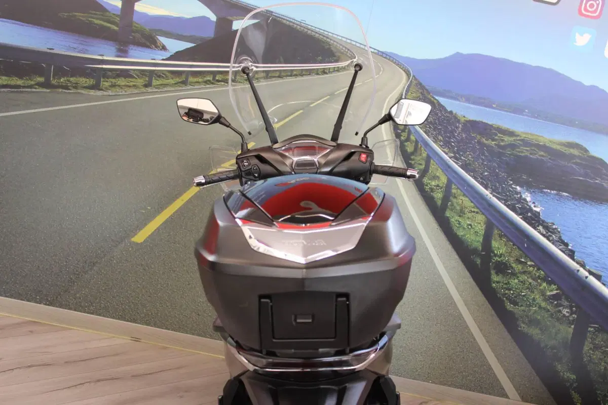 Honda SH 350 (2021 - 24) (19)