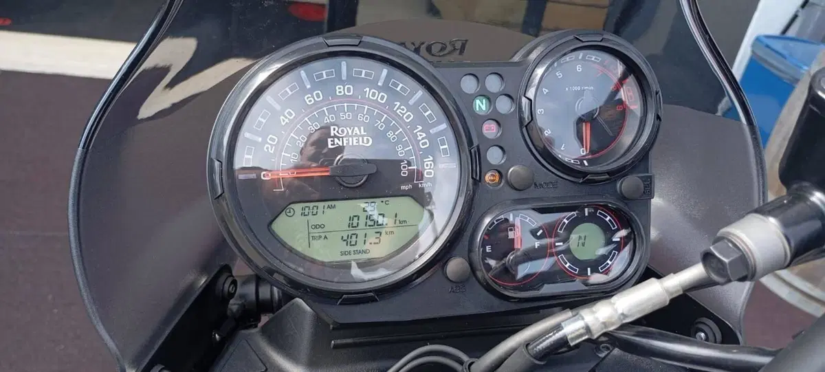 Royal Enfield Himalayan 411 (2021 - 24) (2)